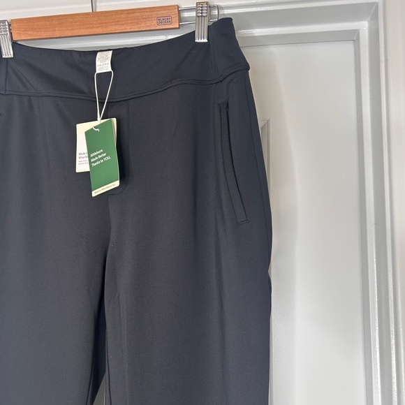 Halara Flex™ DayStretch Mid Rise Side Zipper Pocket Work Flare Pants, M Petite - Picture 9 of 13